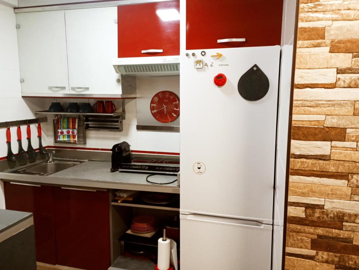 Precioso Apartamento 3 Habitaciones. Con Patio. Camas Kültér fotó